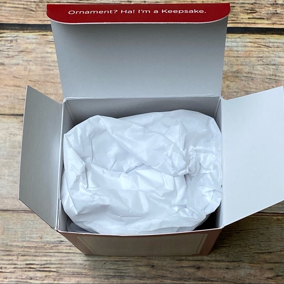 Hallmark Keepsake Ornament Club 2021 Sweet Snowman Baker NWT - Picture 9 of 9